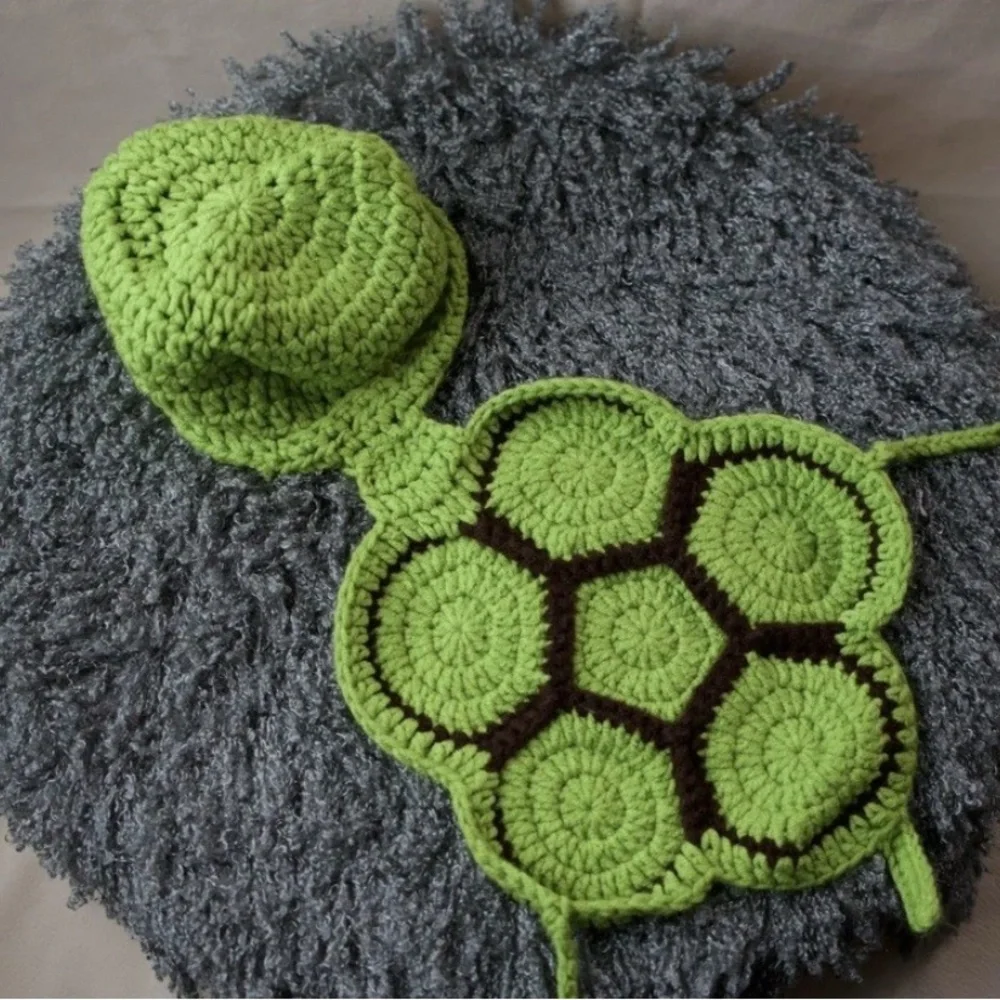 Adorable Ladybug  & Turtle Crochet Baby Costume NB-3M Bundle=2 - Picture 3 of 9